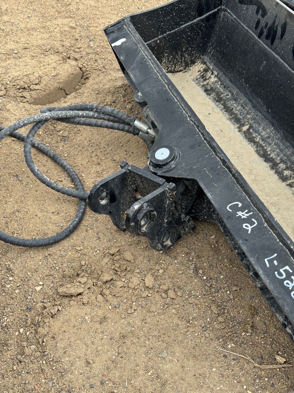 12EX-QXD Hydraulic Tilt Bucket 40"