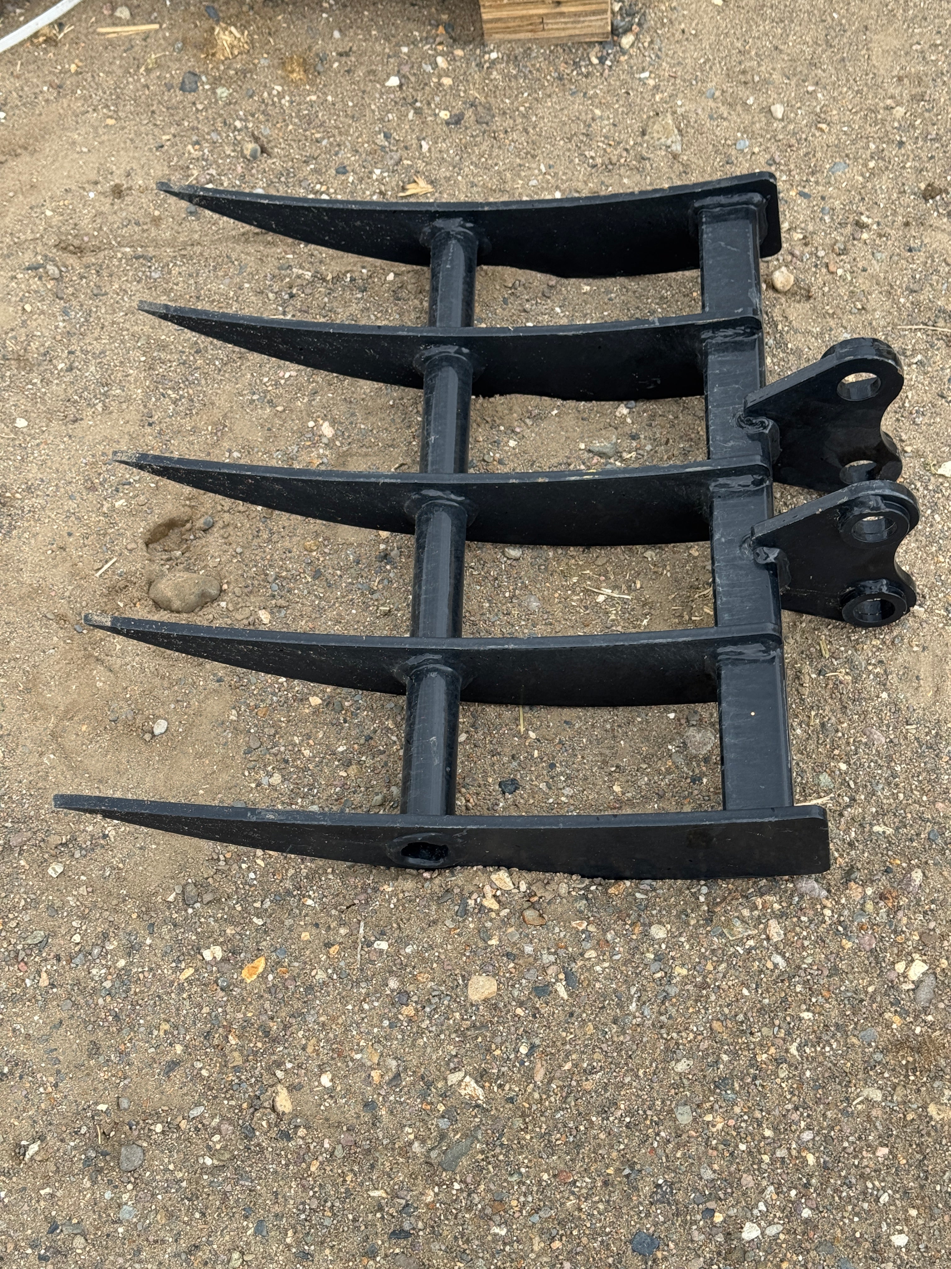 Single-Shank Rake