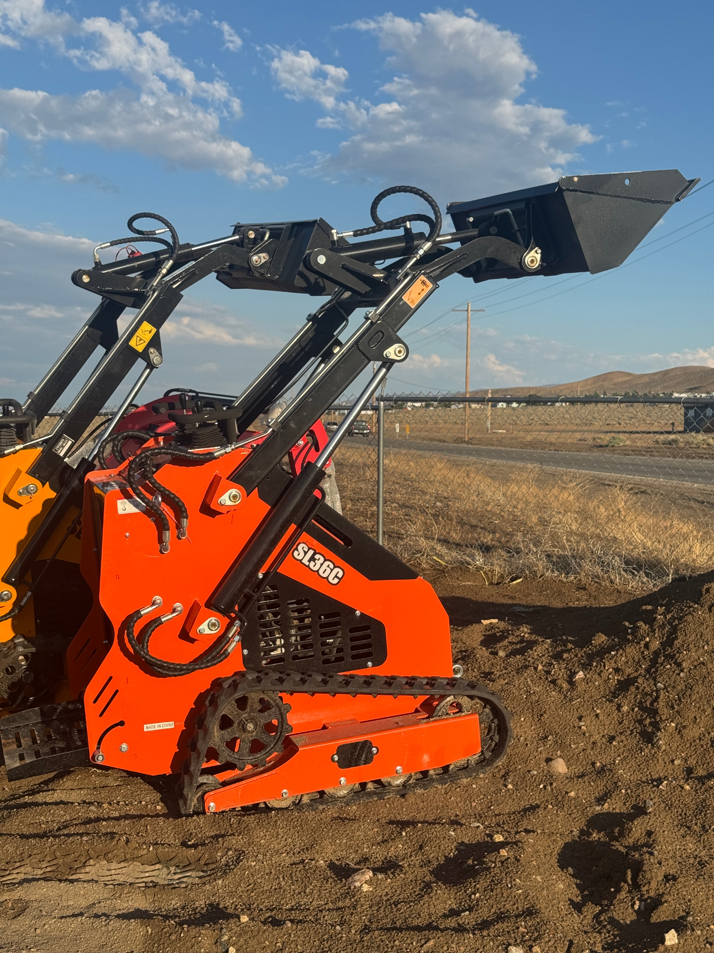 SDLOOL SL36C Mini Skid Steer Orange