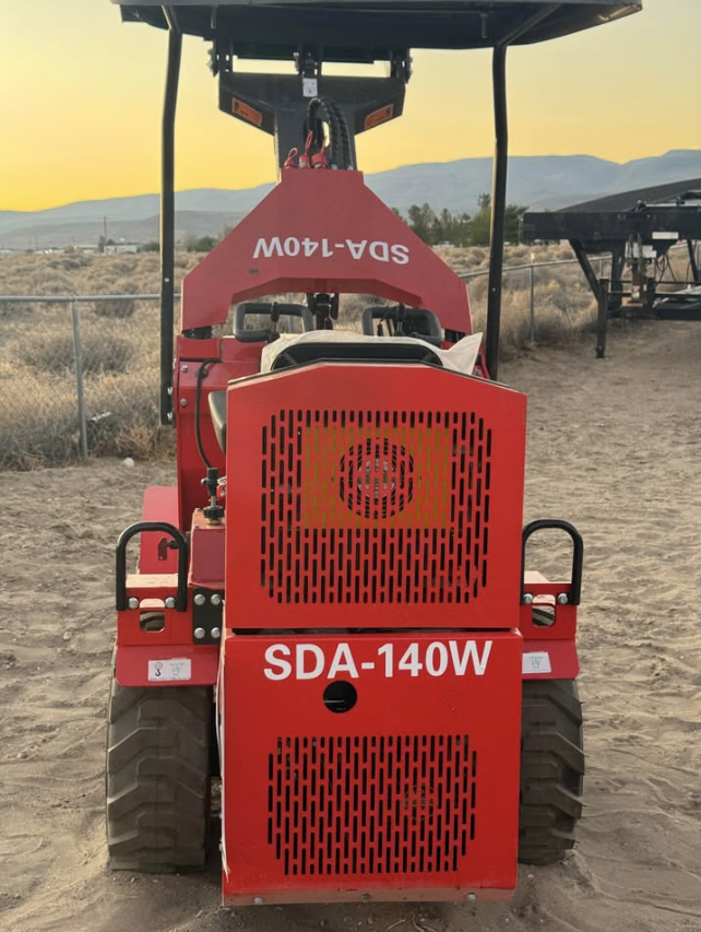 2026 AGT SDA-140W Mini Skid Steer