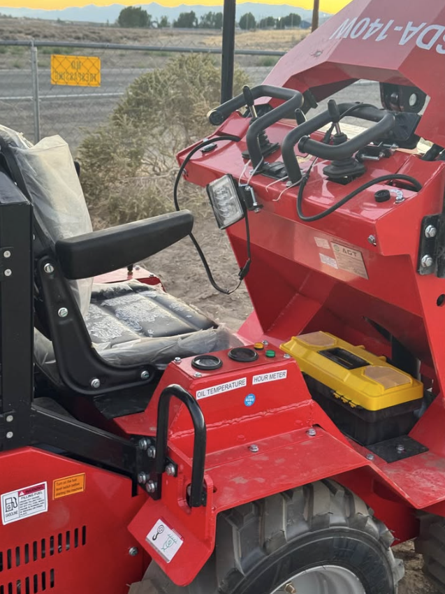 2026 AGT SDA-140W Mini Skid Steer
